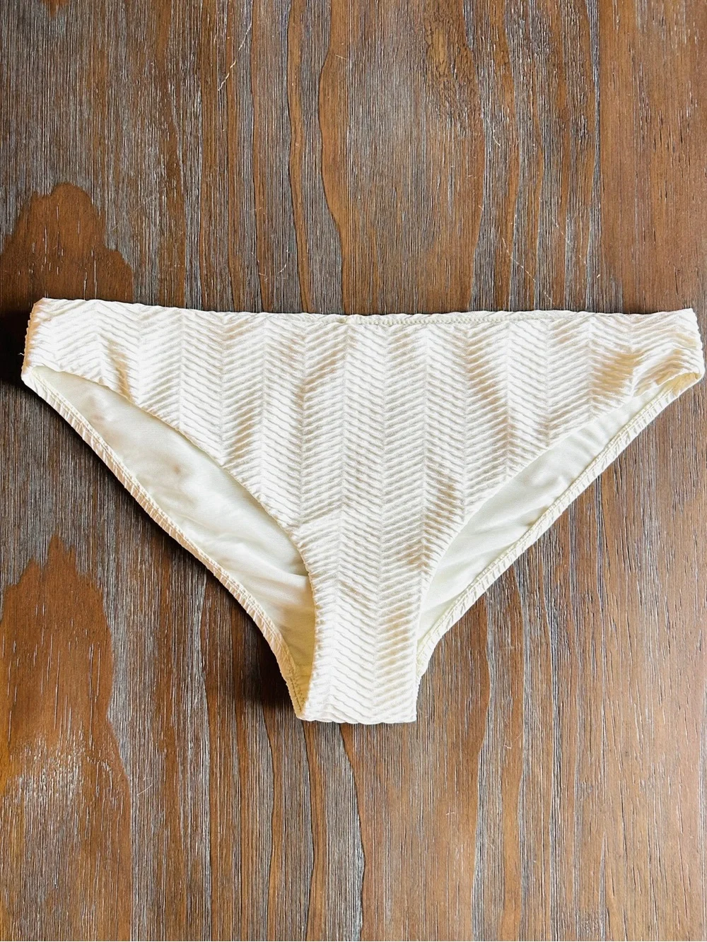 SEA Level Australia Cream Spinnaker Mid Rise Textured Bikini Bottom Size 10 NWOT